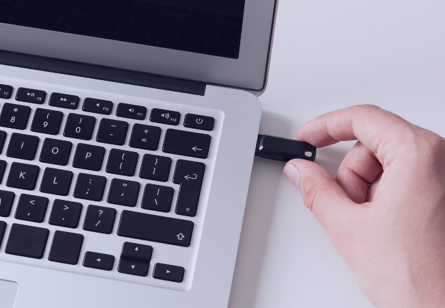 تعرف على أهمية الختم الالكتروني في مصر 2025